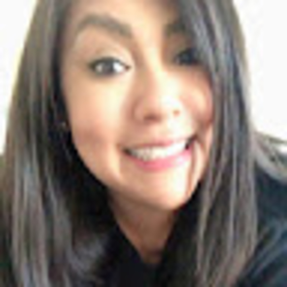 Meet your Posher, Adrienne